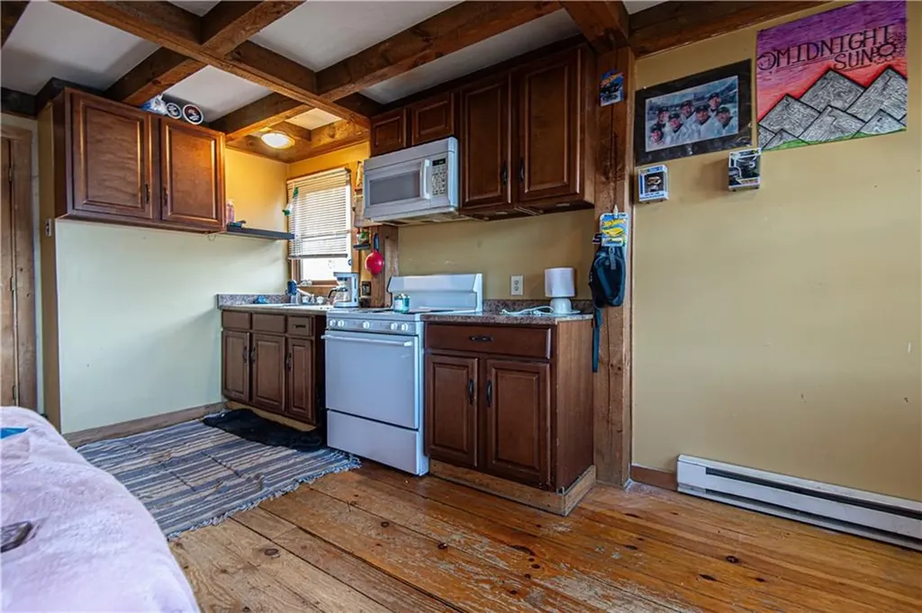 56 Knotty Oak Shores Coventry RI 02816