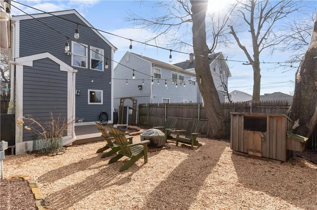 98 Pleasant Street Providence RI 02906
