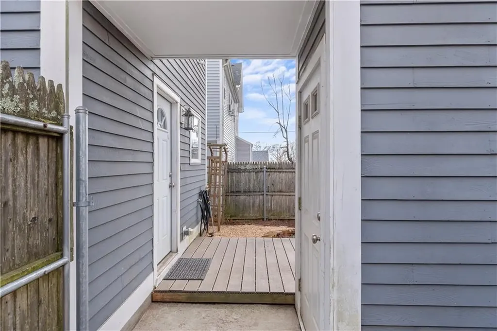 98 Pleasant Street Providence RI 02906
