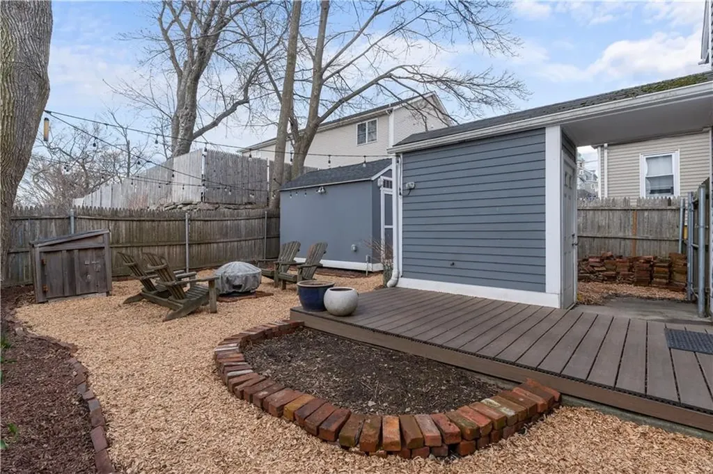 98 Pleasant Street Providence RI 02906