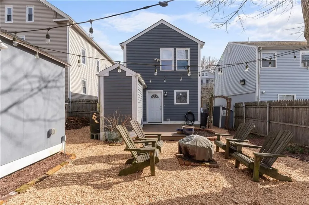 98 Pleasant Street Providence RI 02906