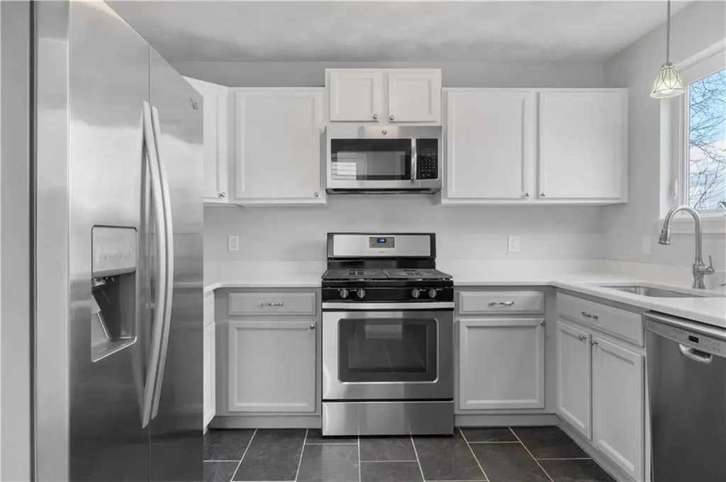 98 Pleasant Street Providence RI 02906