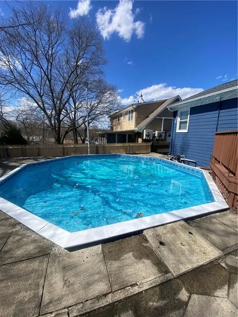 224 Hazelton Street Cranston RI 02920