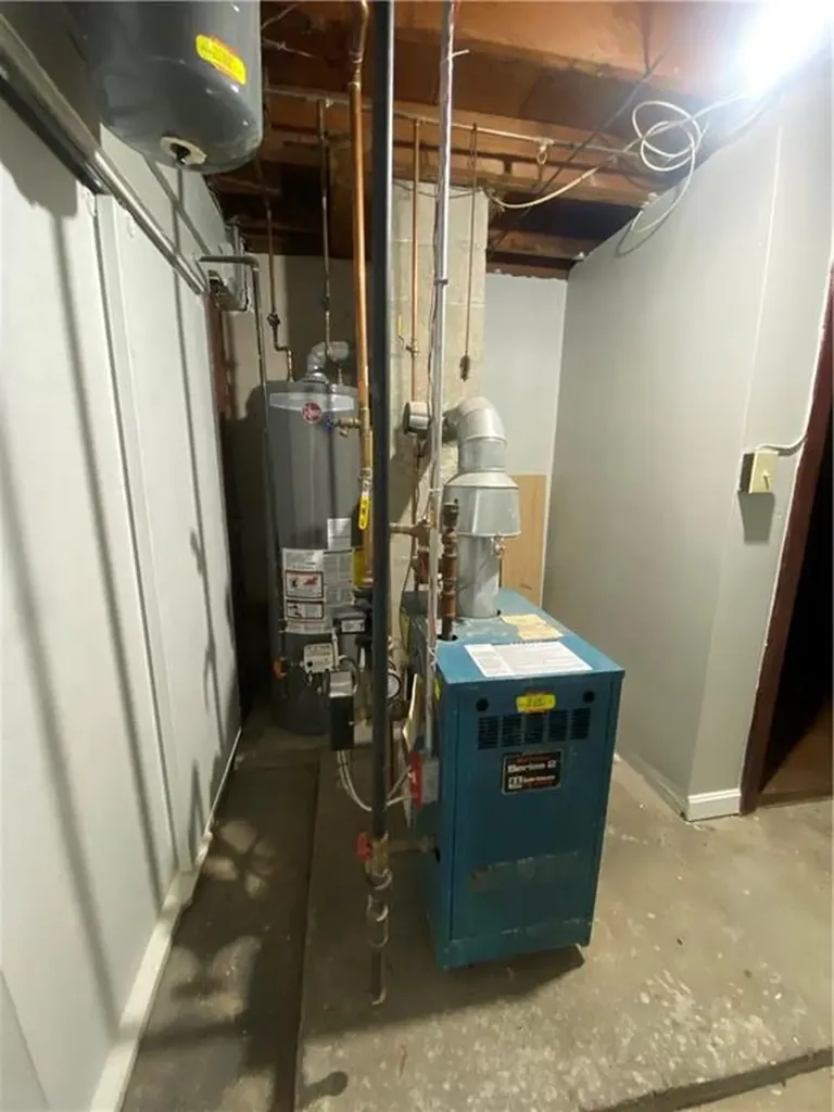 224 Hazelton Street Cranston RI 02920