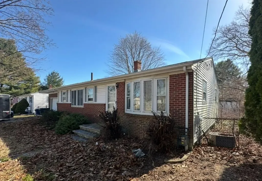 18 Louisiana Avenue Warwick RI 02888