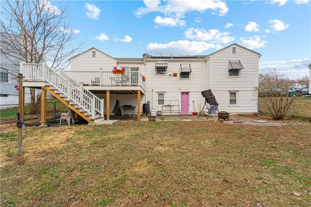 137 Kiwanee Road Warwick RI 02888