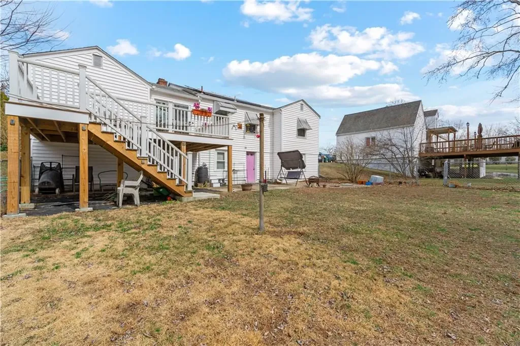 137 Kiwanee Road Warwick RI 02888