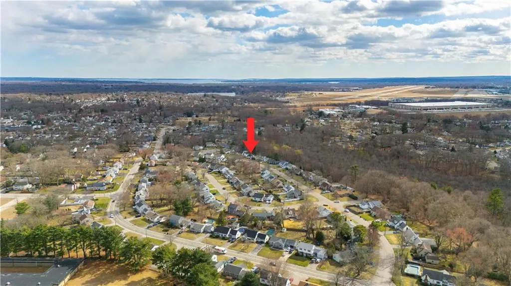 137 Kiwanee Road Warwick RI 02888