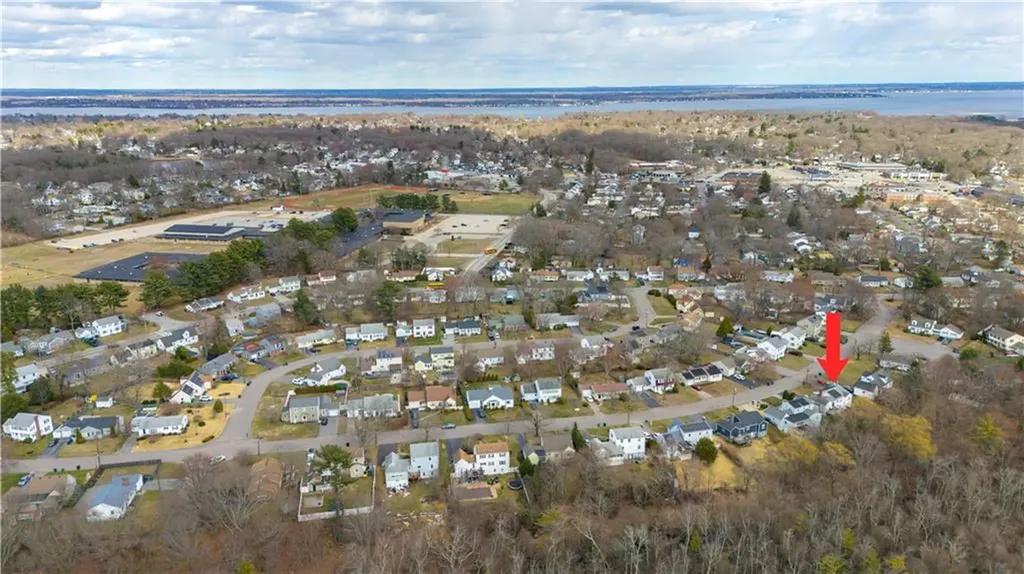 137 Kiwanee Road Warwick RI 02888