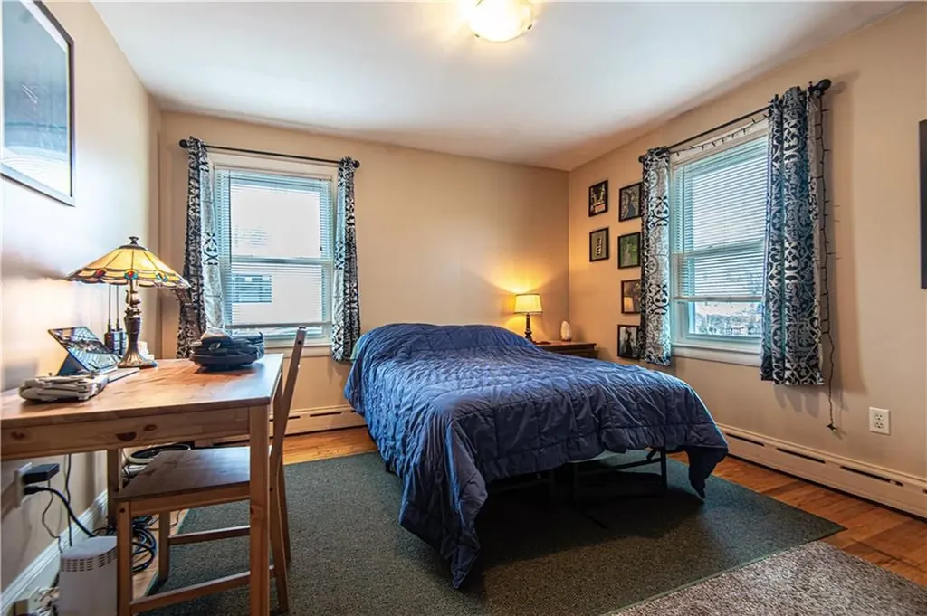 84 Worcester Avenue East Providence RI 02915