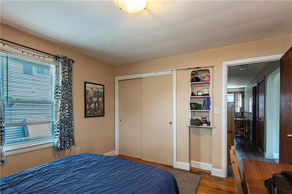 84 Worcester Avenue East Providence RI 02915