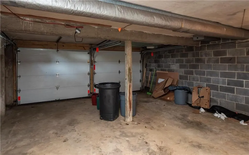 11 Village Lane Middletown RI 02842