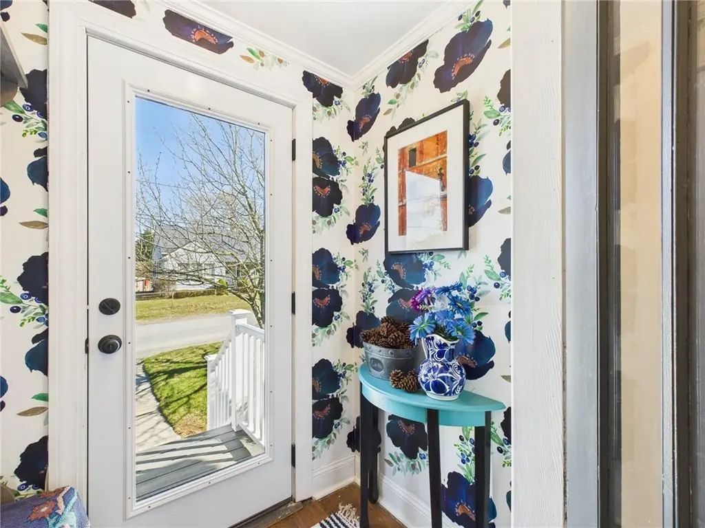 35 Hambly Road Tiverton RI 02878