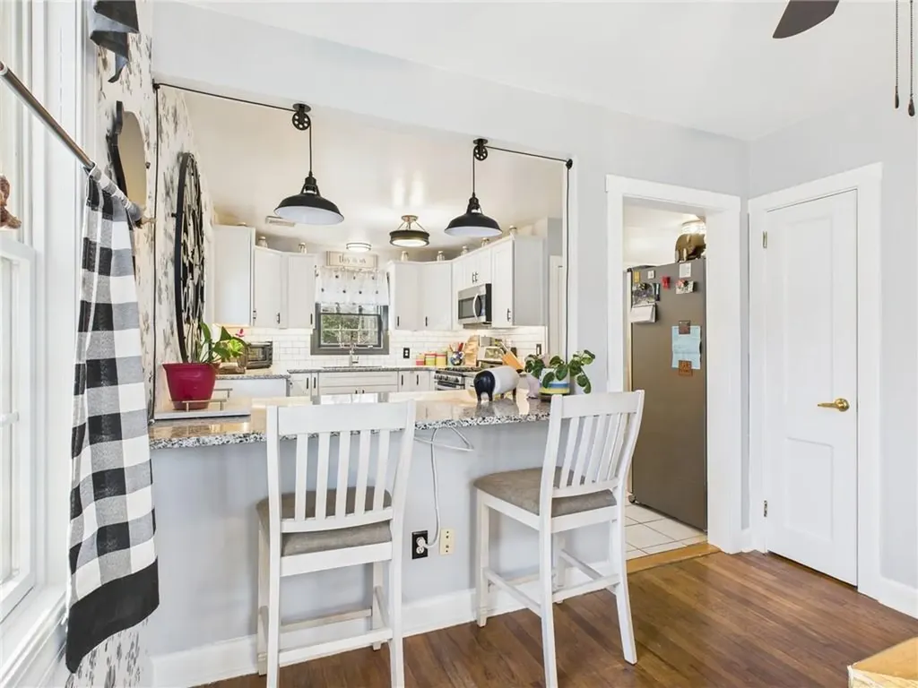 35 Hambly Road Tiverton RI 02878