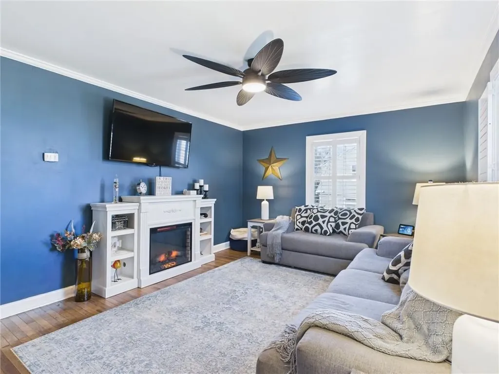 35 Hambly Road Tiverton RI 02878