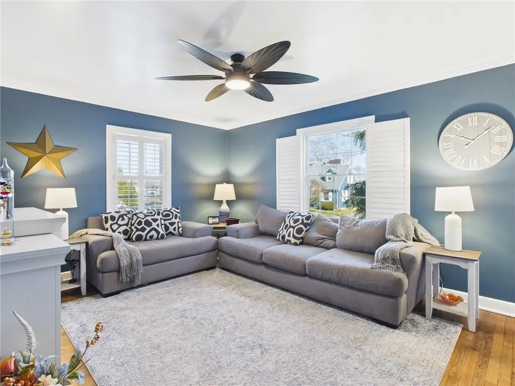 35 Hambly Road Tiverton RI 02878