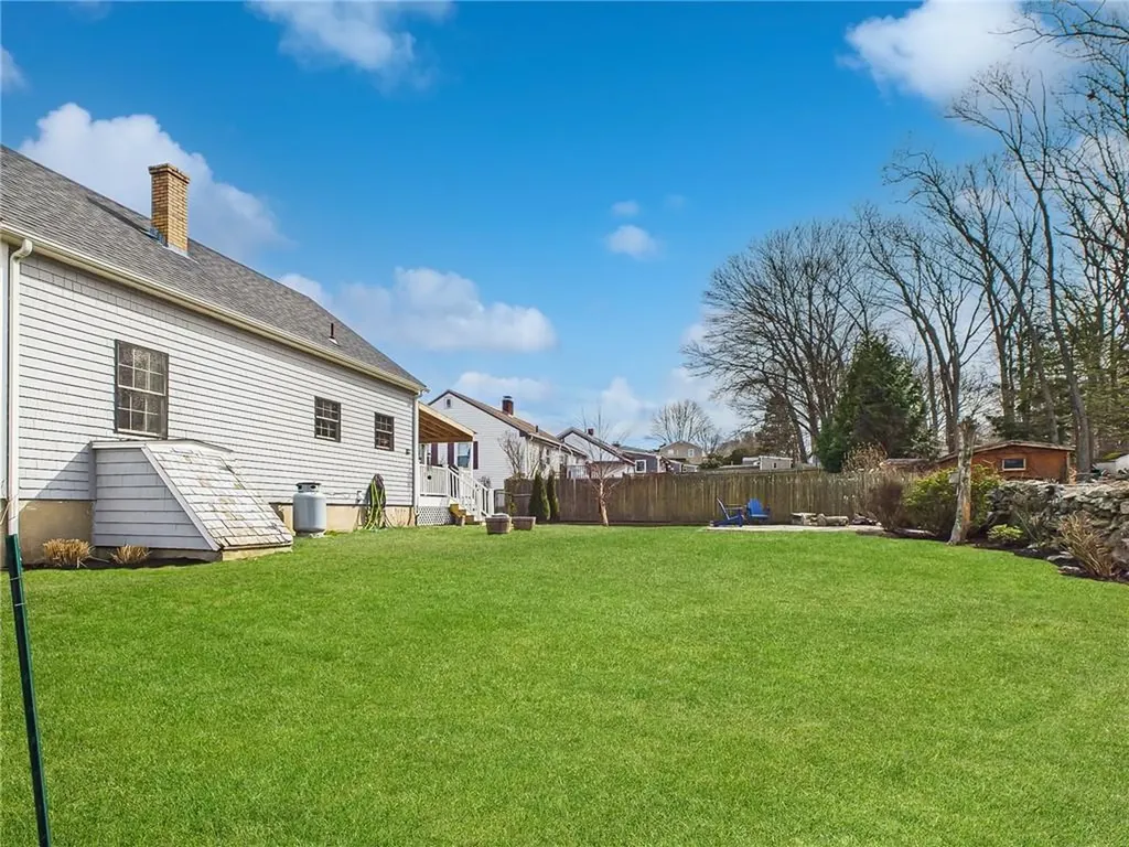 35 Hambly Road Tiverton RI 02878