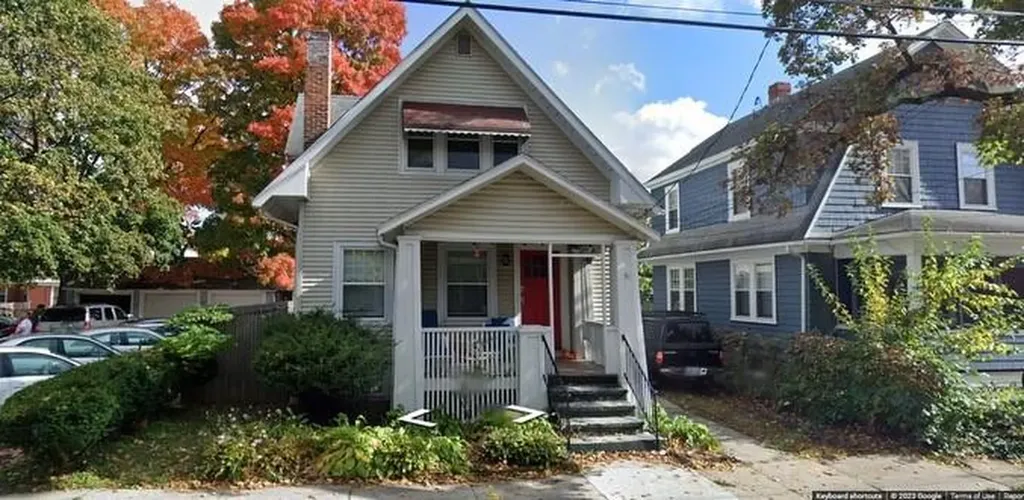 51 Radcliffe Avenue Providence RI 02908