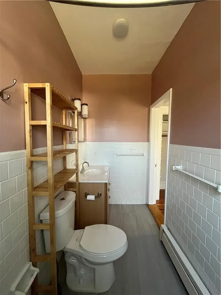 51 Radcliffe Avenue Providence RI 02908