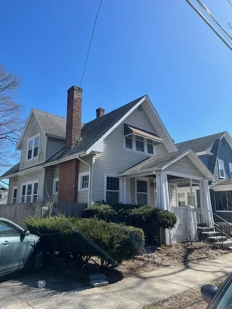 51 Radcliffe Avenue Providence RI 02908