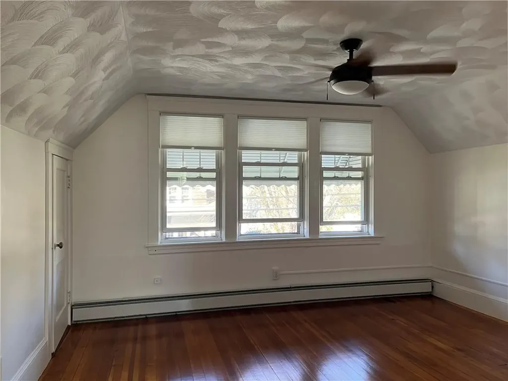 51 Radcliffe Avenue Providence RI 02908