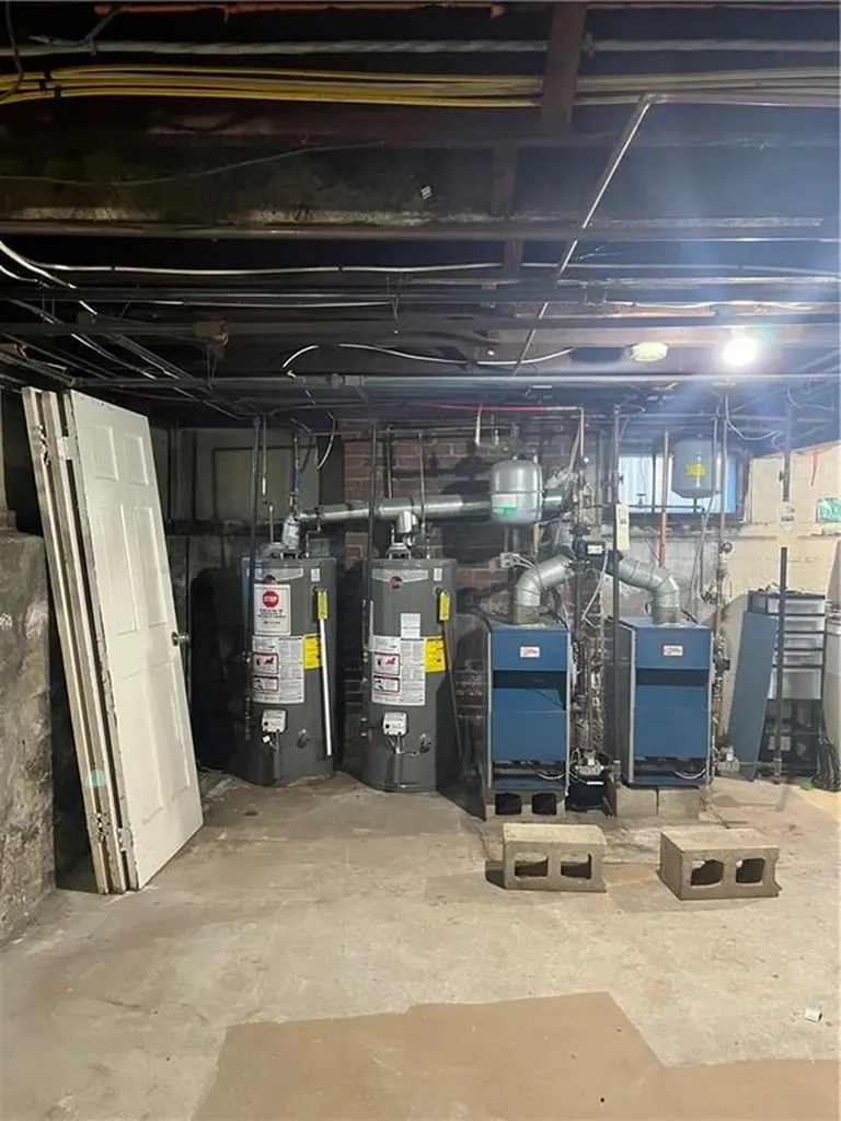 51 Radcliffe Avenue Providence RI 02908
