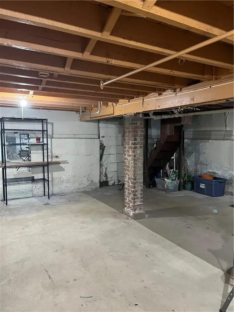 51 Radcliffe Avenue Providence RI 02908