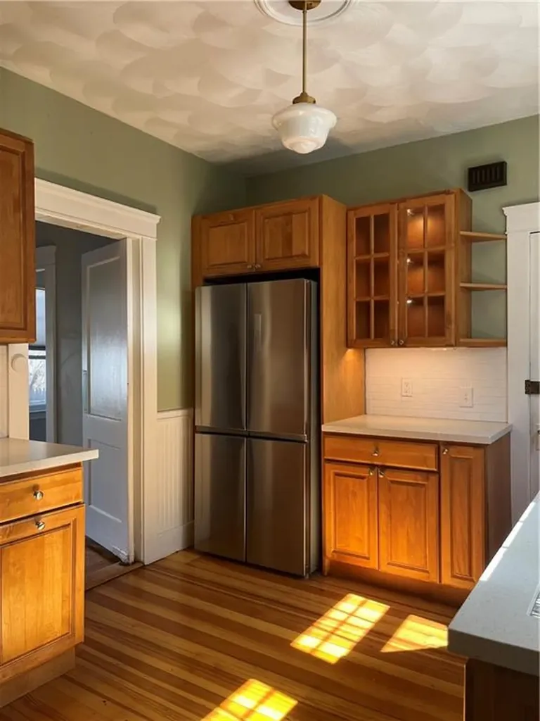 51 Radcliffe Avenue Providence RI 02908