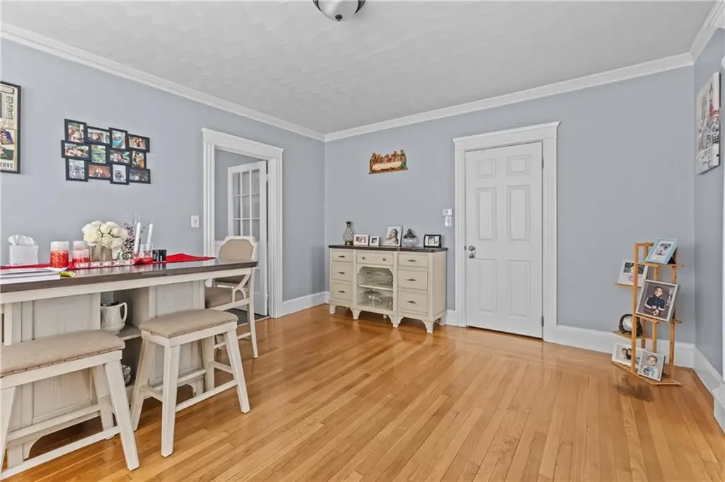 17 Boutwell Street Pawtucket RI 02860