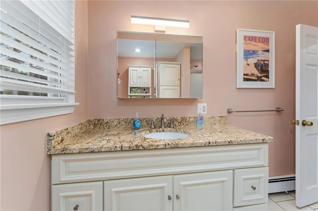 326 Simmonsville Avenue Johnston RI 02919