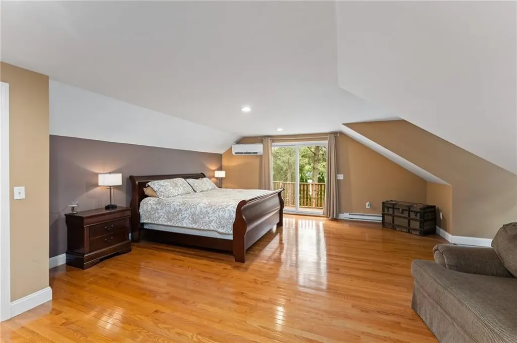 326 Simmonsville Avenue Johnston RI 02919