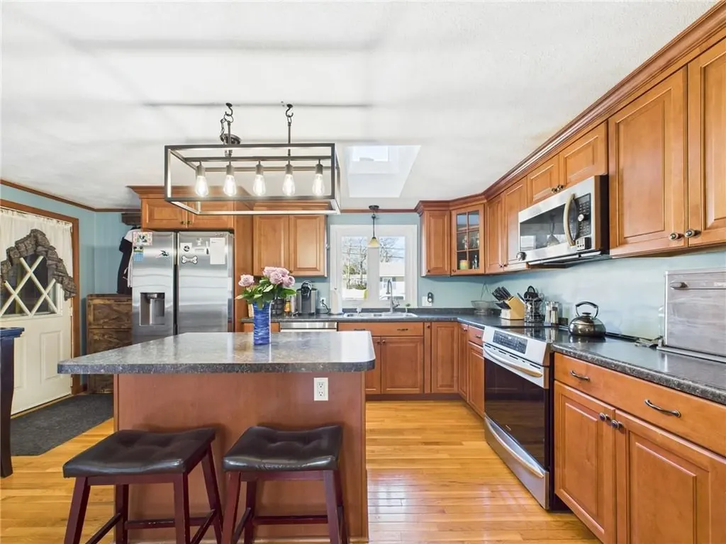 64 Laurel Avenue Coventry RI 02816