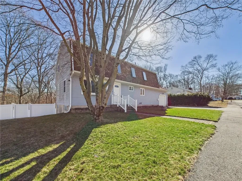 64 Laurel Avenue Coventry RI 02816