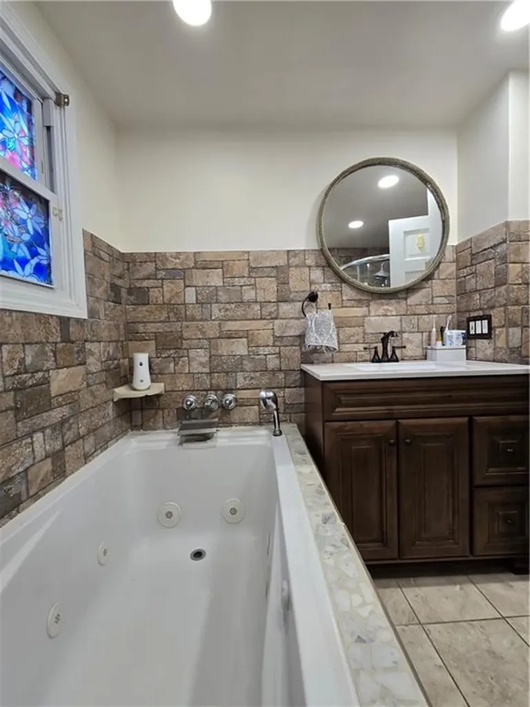 29 Pleasant View Avenue Johnston RI 02919