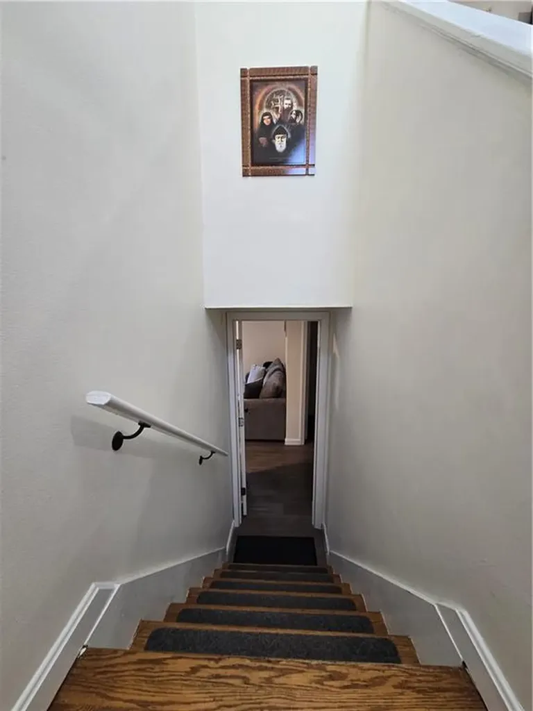 29 Pleasant View Avenue Johnston RI 02919