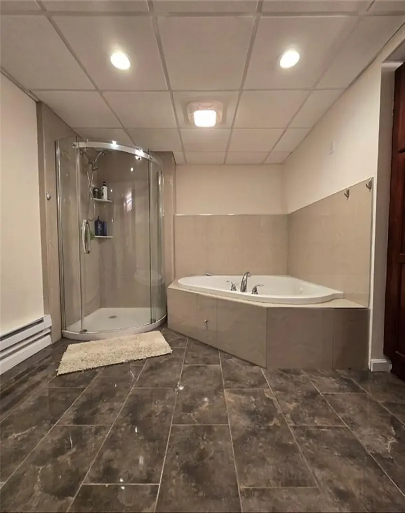 29 Pleasant View Avenue Johnston RI 02919