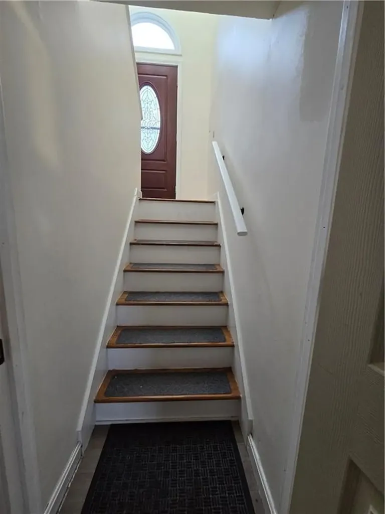 29 Pleasant View Avenue Johnston RI 02919