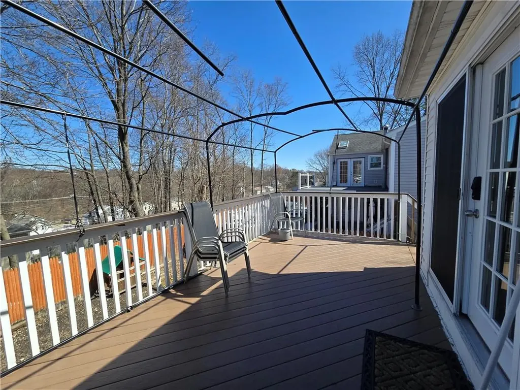 29 Pleasant View Avenue Johnston RI 02919