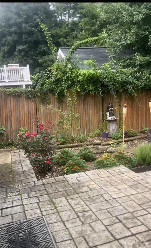 29 Pleasant View Avenue Johnston RI 02919