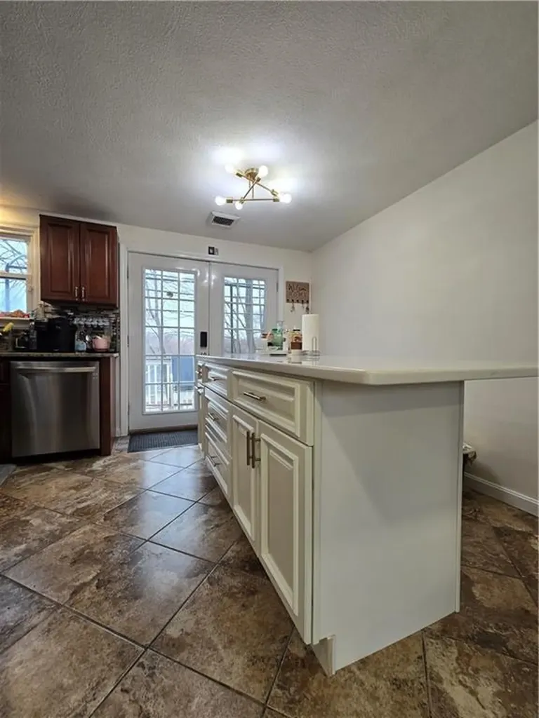 29 Pleasant View Avenue Johnston RI 02919