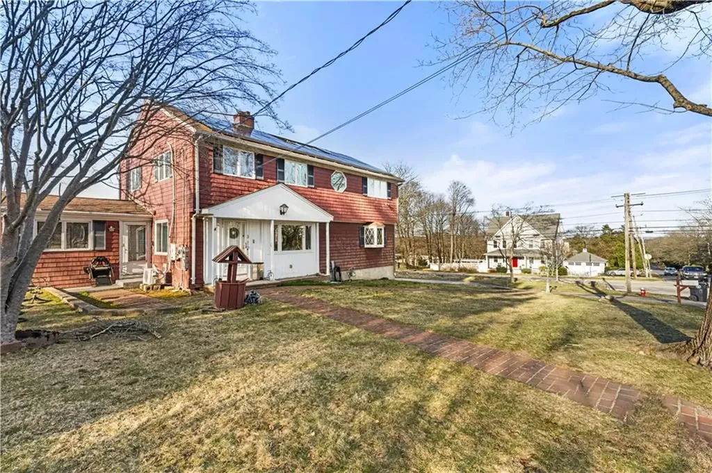 215 Rocky Point Avenue Warwick RI 02889