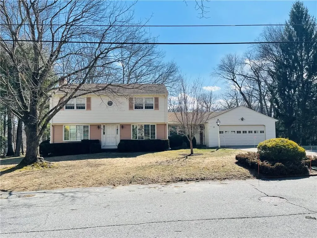 35 Countryside Drive Cumberland RI 02864