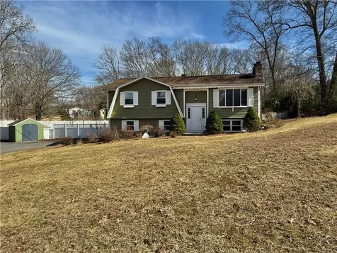 29 Harkness Road North Smithfield RI 02986