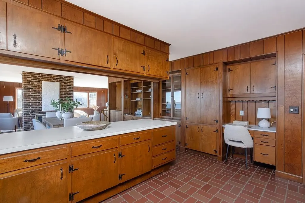 206 Immokolee Drive Portsmouth RI 02871
