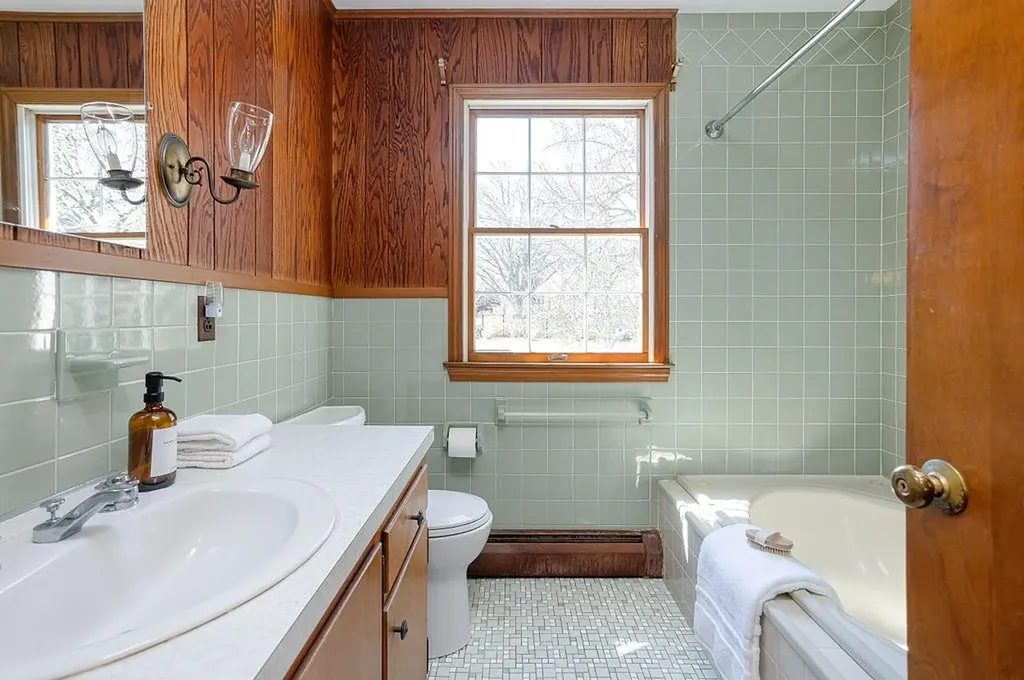206 Immokolee Drive Portsmouth RI 02871