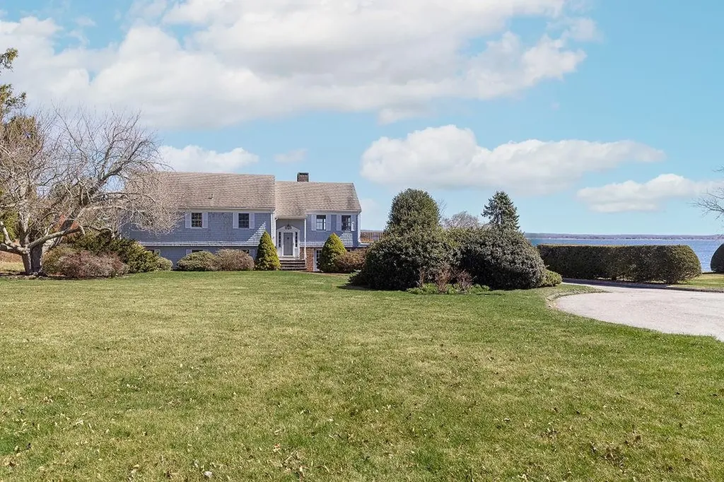 206 Immokolee Drive Portsmouth RI 02871