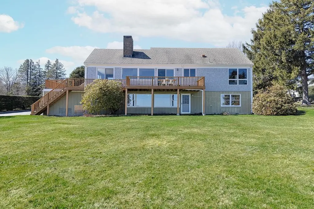 206 Immokolee Drive Portsmouth RI 02871