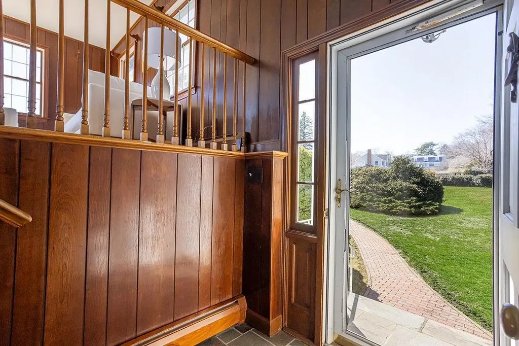 206 Immokolee Drive Portsmouth RI 02871