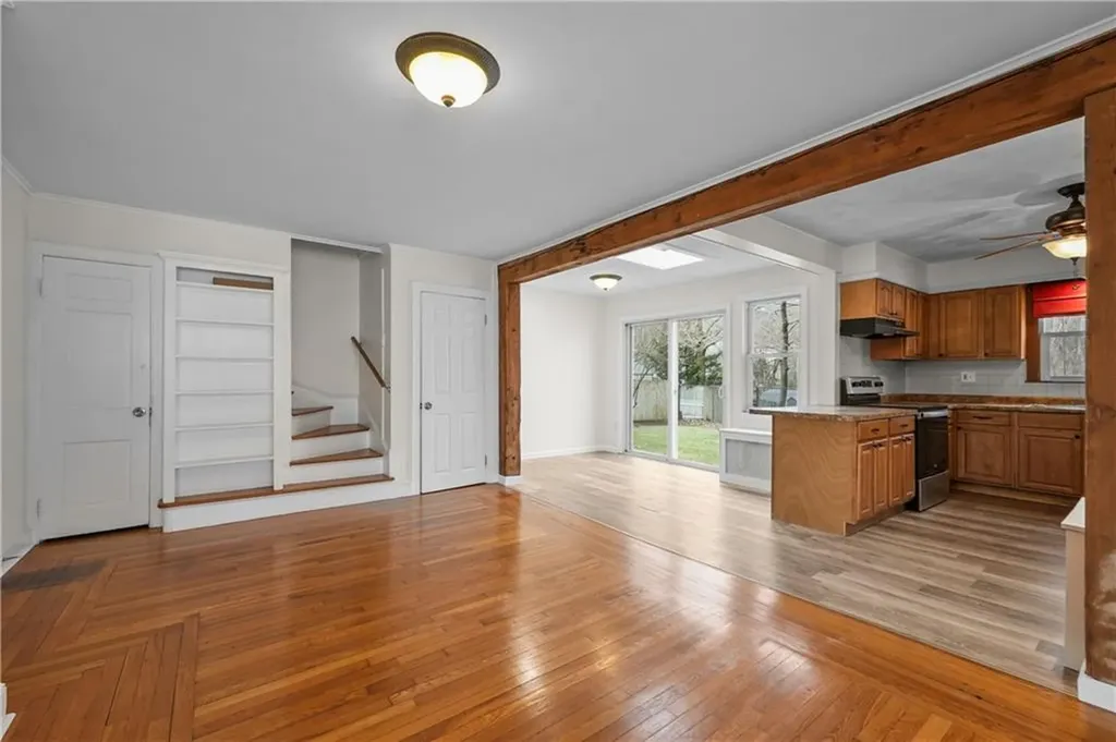 1032 Smithfield Avenue Lincoln RI 02865
