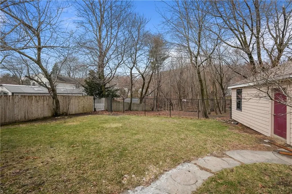 1032 Smithfield Avenue Lincoln RI 02865